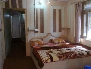 Coronation Hotel Nainital Buitenkant foto